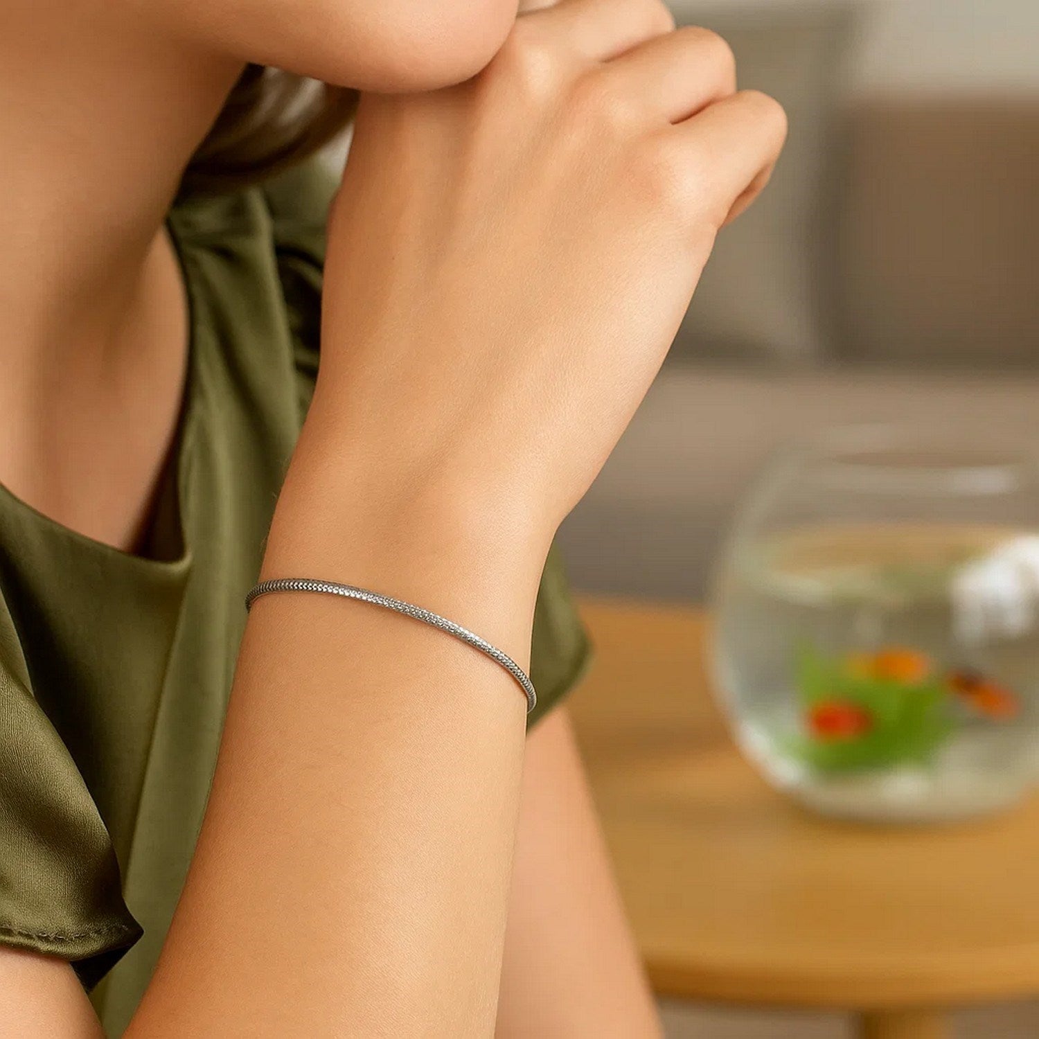 14K White Gold Diamond Cut Stack Bangle Bracelet (1.80 mm)