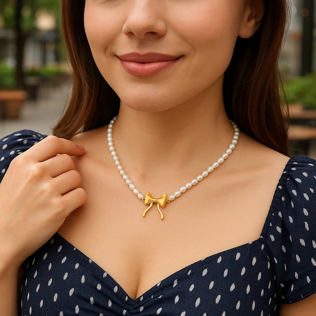 14K Yellow Gold Bow and Pearl Necklace
