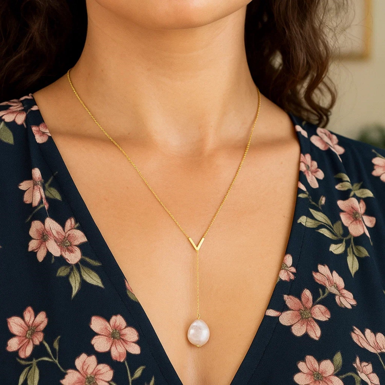 14k Yellow Gold Tesoro Pearl Lariat Necklace