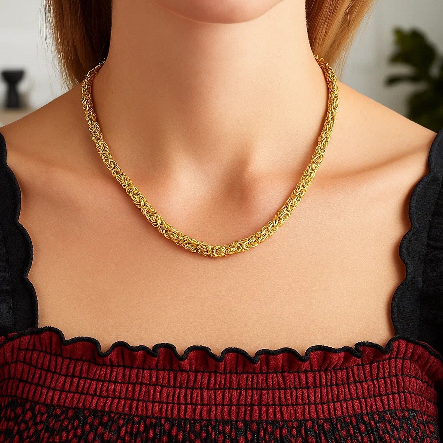 14k Yellow Gold Byzantine Motif Chain Necklace