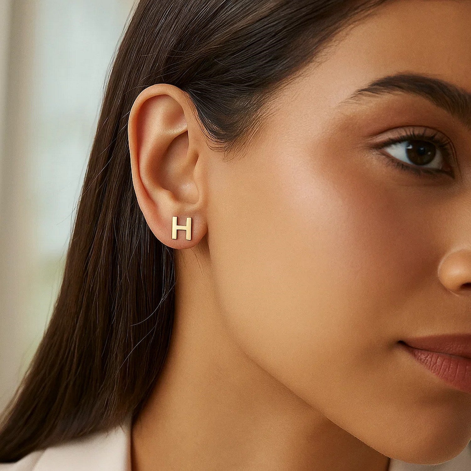 14K Yellow Gold Yours Truly Initial H Stud Earrings